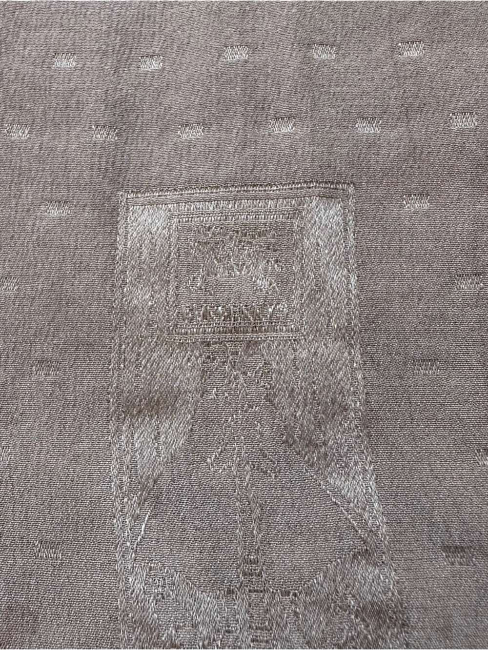 Burberry. Classic Plaid Beige silk Scarf - Picture 4 of 5